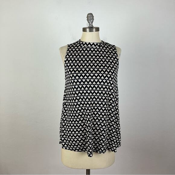 LOFT Black Geometric Tank Top - Picture 1 of 8